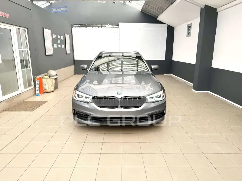 2020 BMW 518