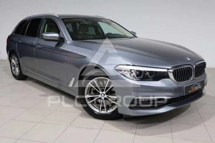 2020 BMW 518