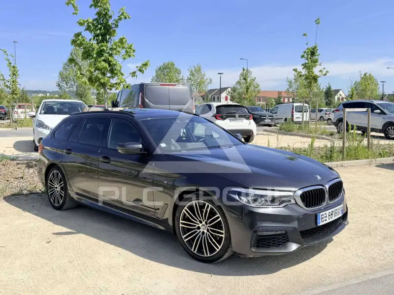 2020 BMW 518