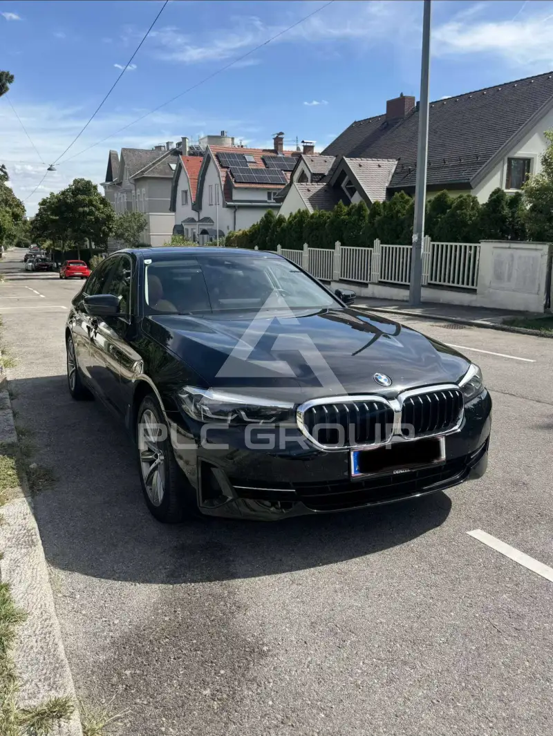 2020 BMW 518