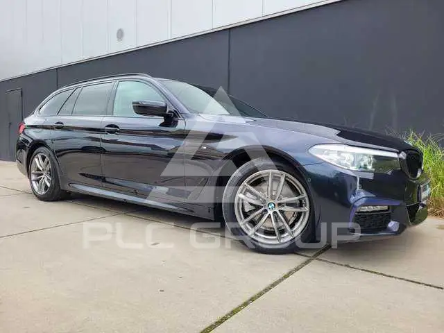 2020 BMW 518