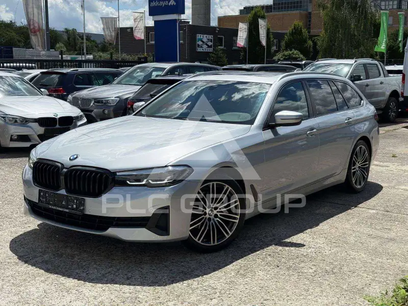 2020 BMW 518