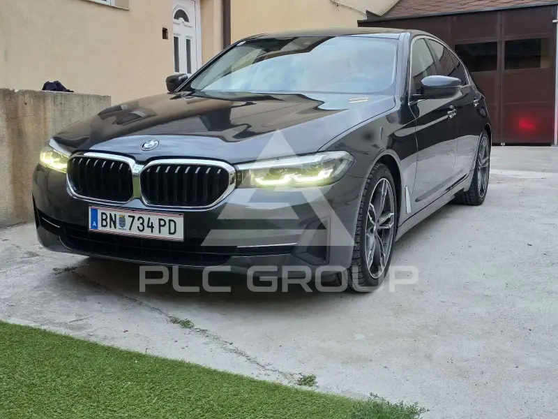 2020 BMW 518