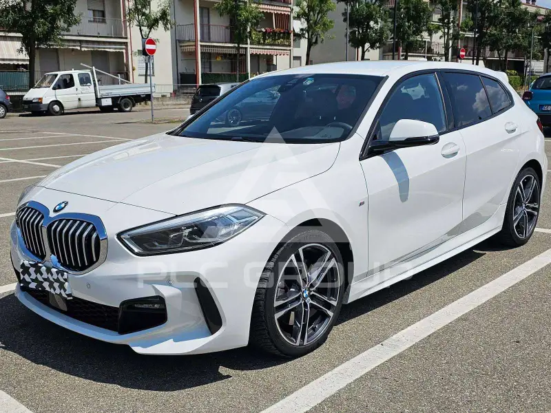 2020 BMW 120