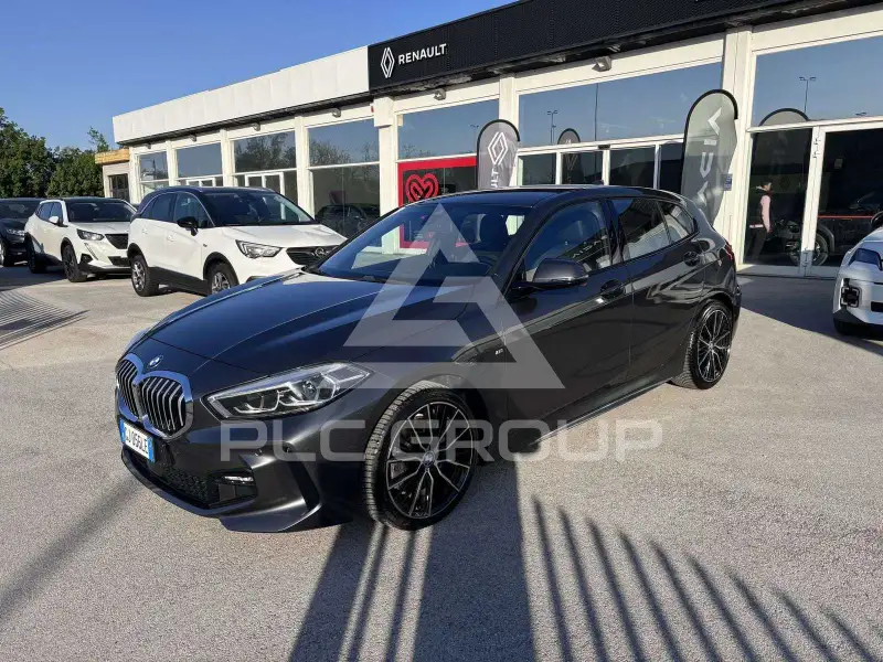2020 BMW 120