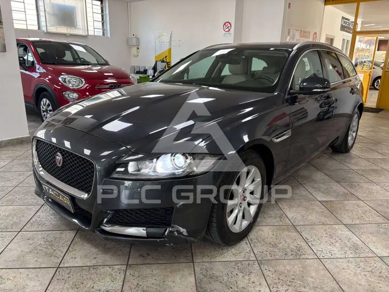 2020 Jaguar XF