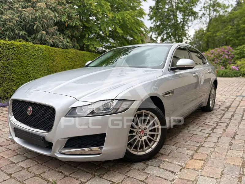 2020 Jaguar XF