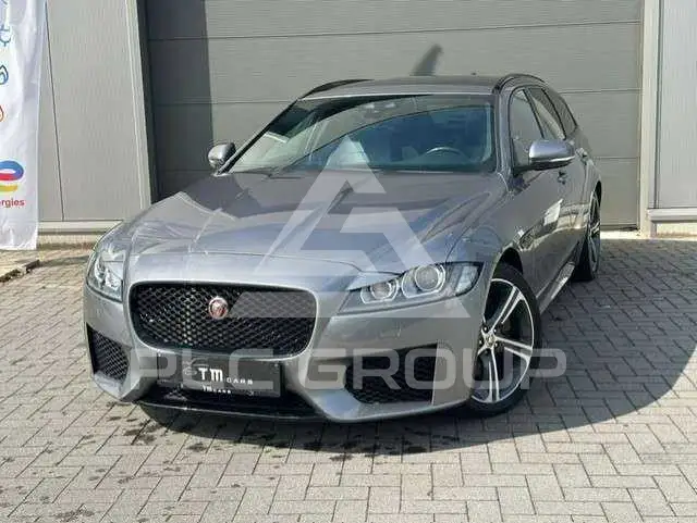2020 Jaguar XF