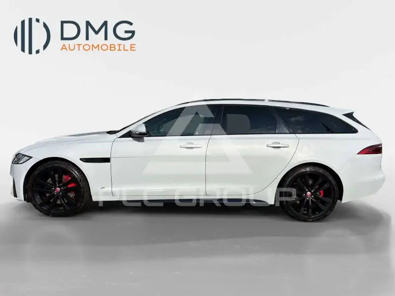 2020 Jaguar XF