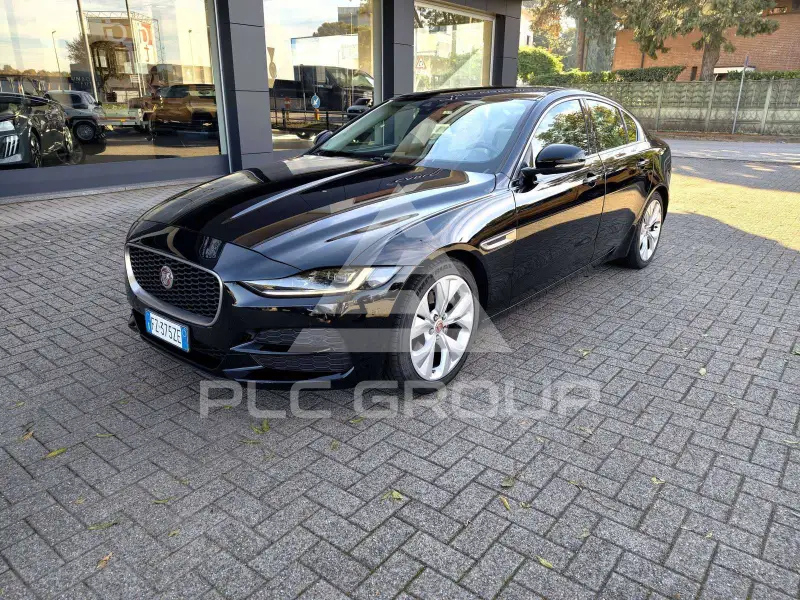 2020 Jaguar XE