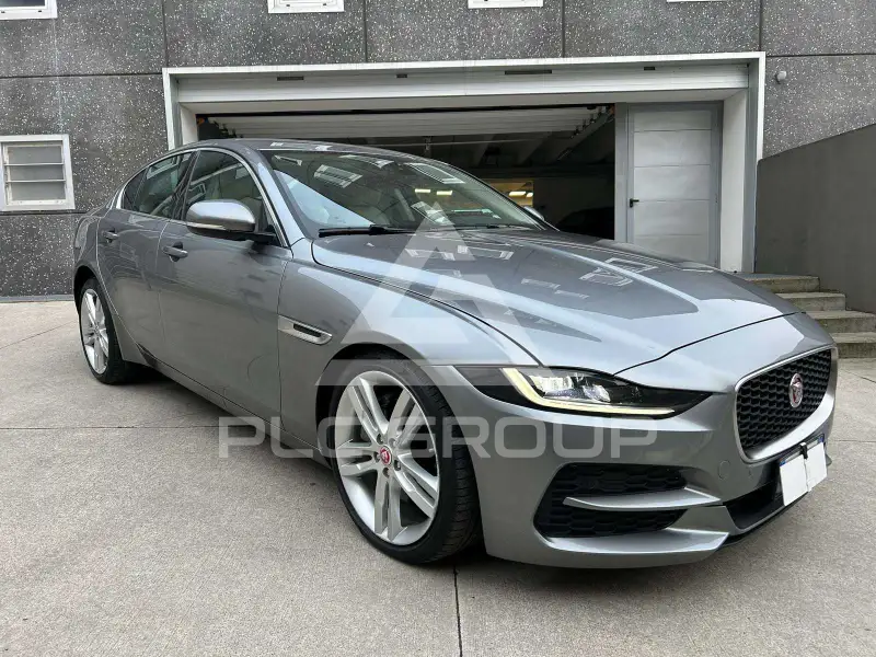 2020 Jaguar XE