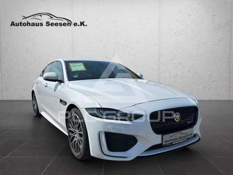 2020 Jaguar XE