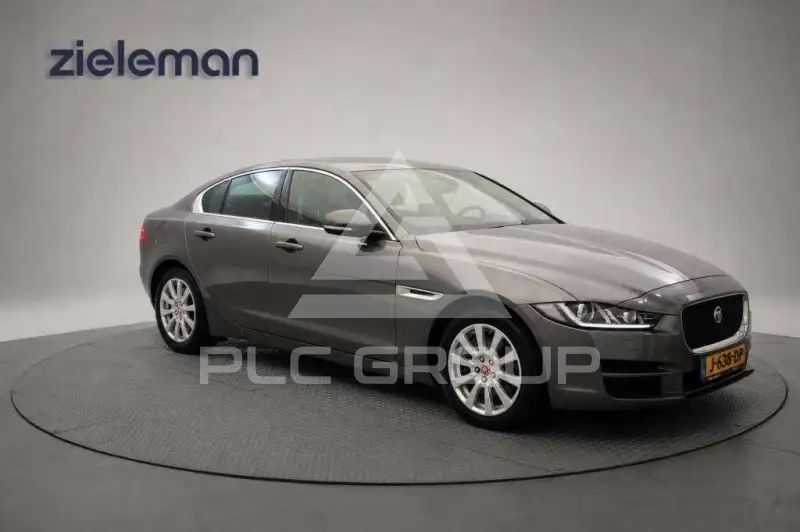 2020 Jaguar XE
