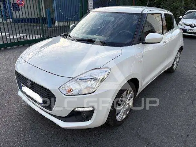 2020 Suzuki SWIFT