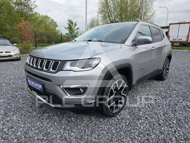 2020 Jeep COMPASS
