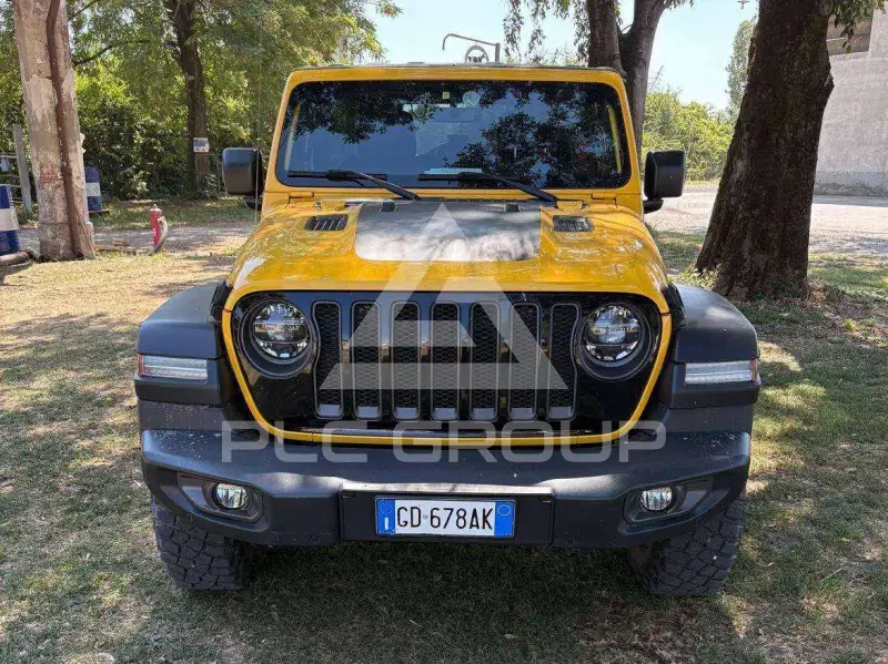 2020 Jeep WRANGLER