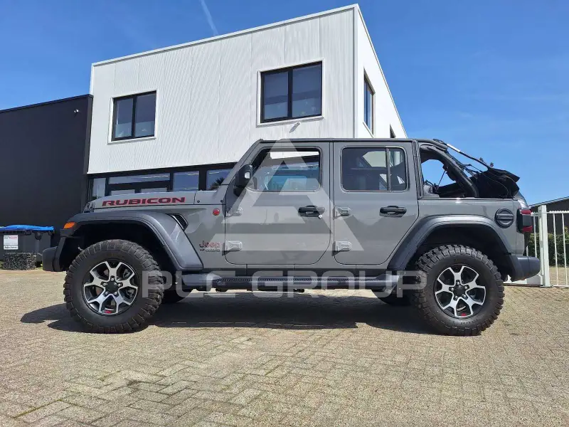2020 Jeep WRANGLER