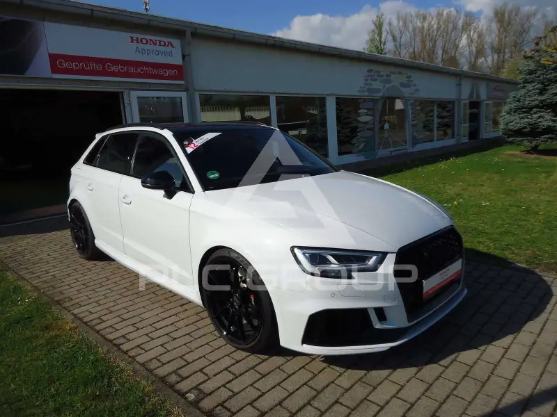 2020 Audi RS3