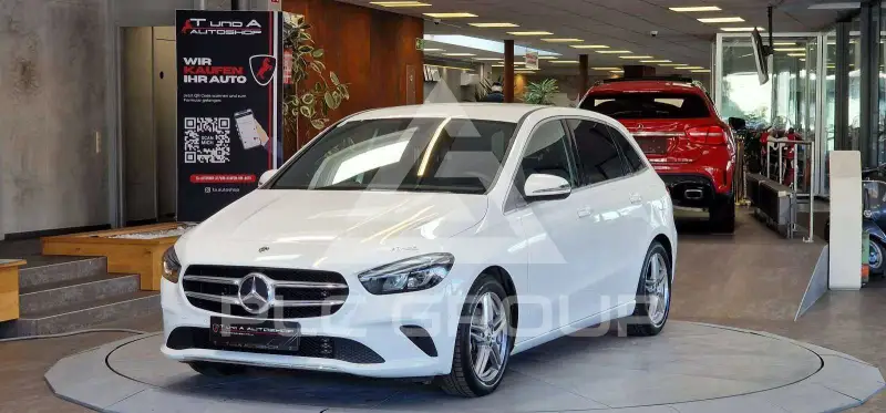 2020 Mercedes Benz B 200