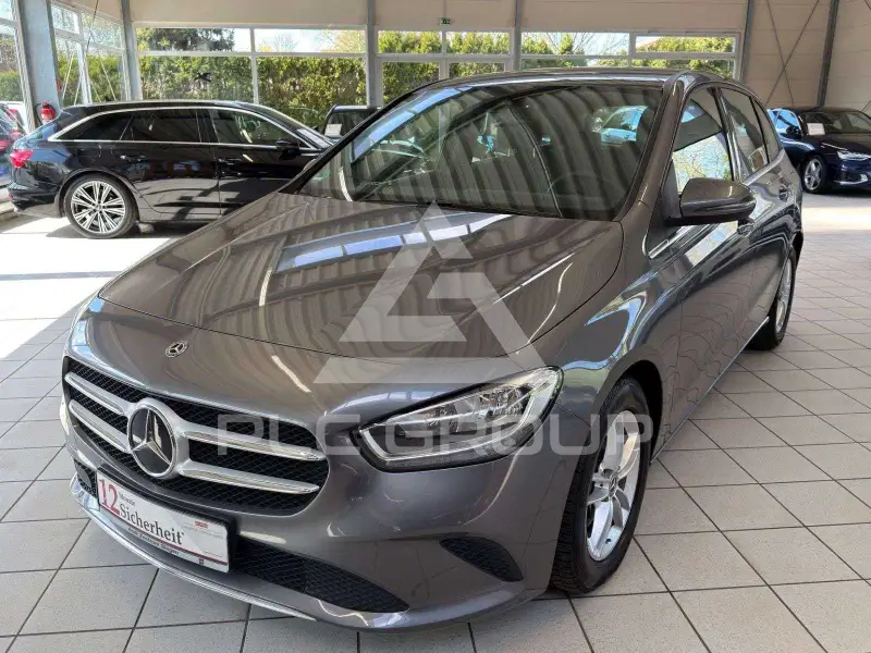 2020 Mercedes Benz B 200