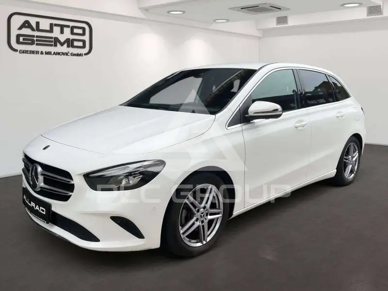 2020 Mercedes Benz B 200