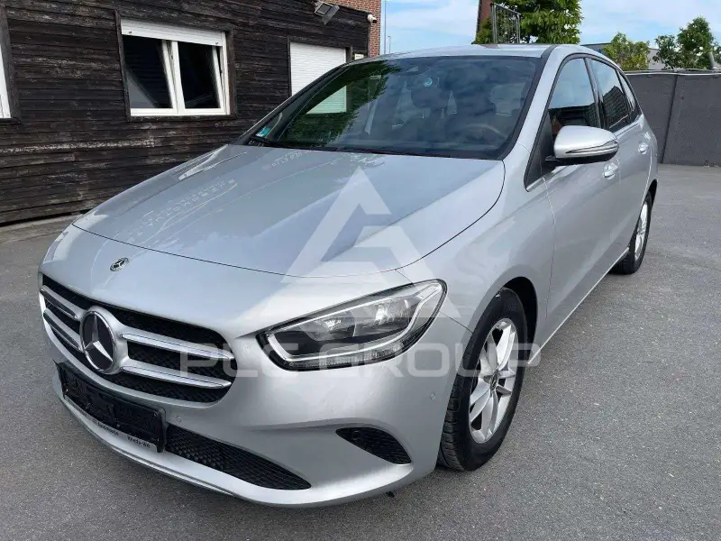 2020 Mercedes Benz B 200