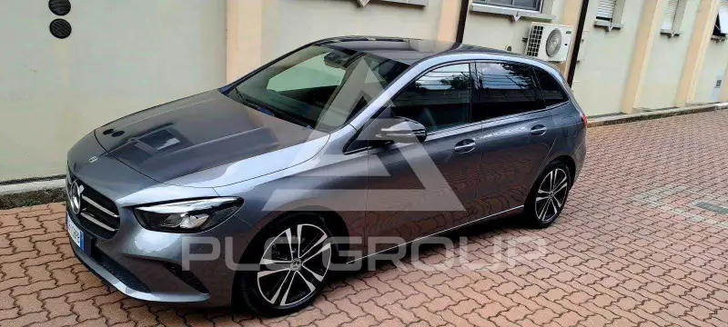 2020 Mercedes Benz B 200