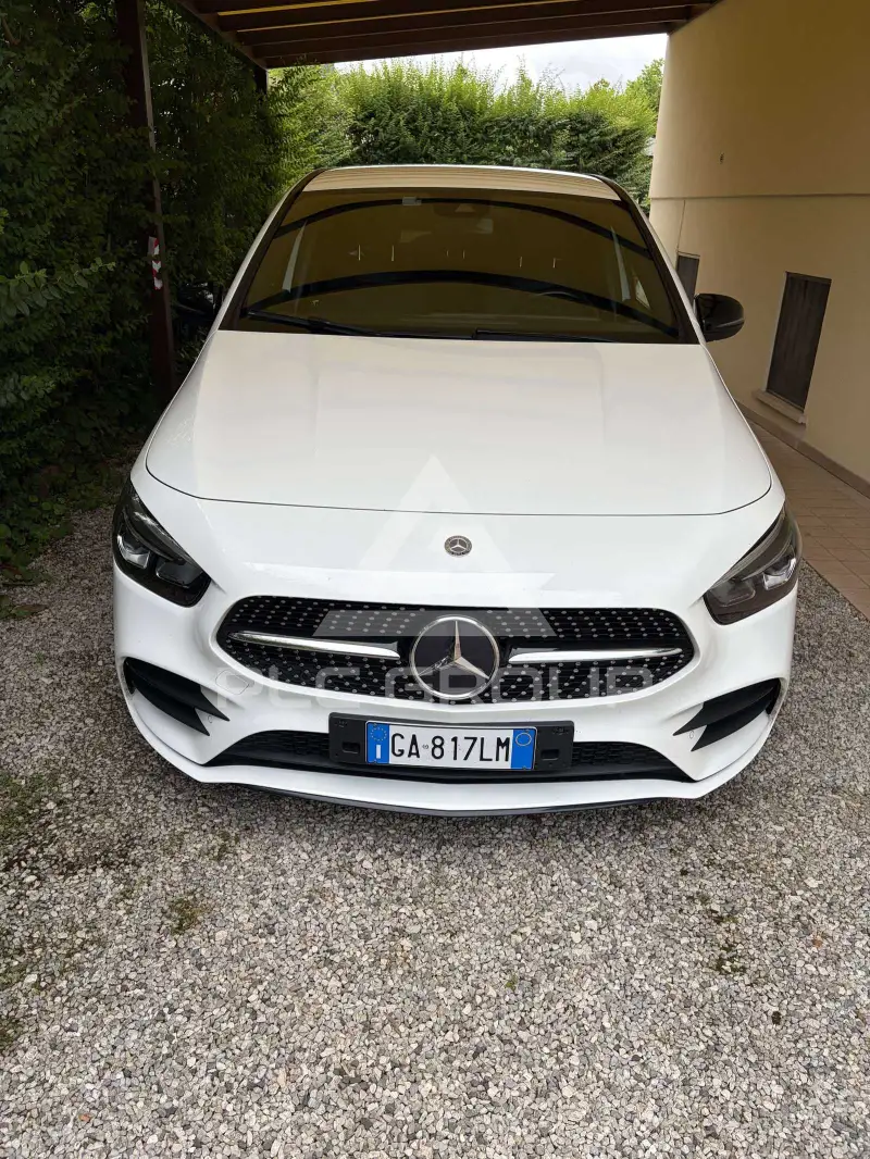 2020 Mercedes Benz B 200