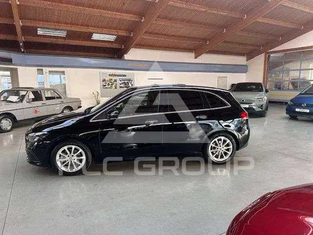 2020 Mercedes Benz B 200