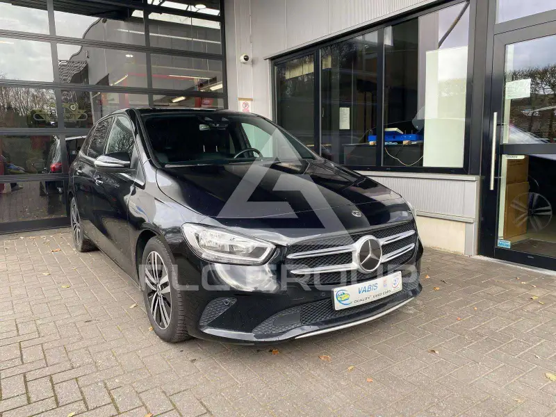 2020 Mercedes Benz B 200