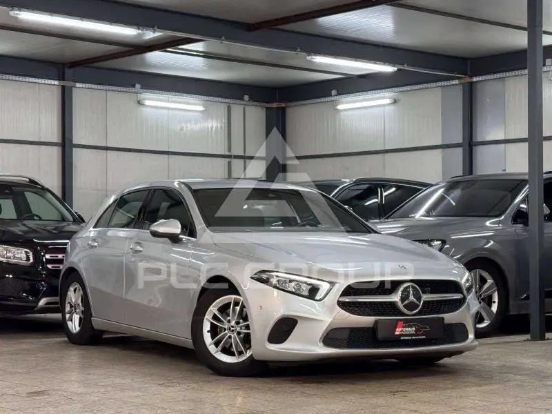 2020 Mercedes Benz A 180