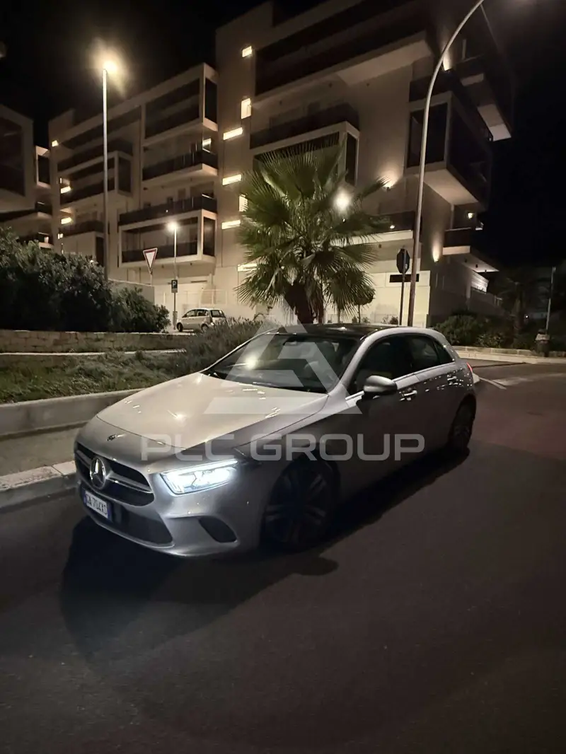 2020 Mercedes Benz A 180