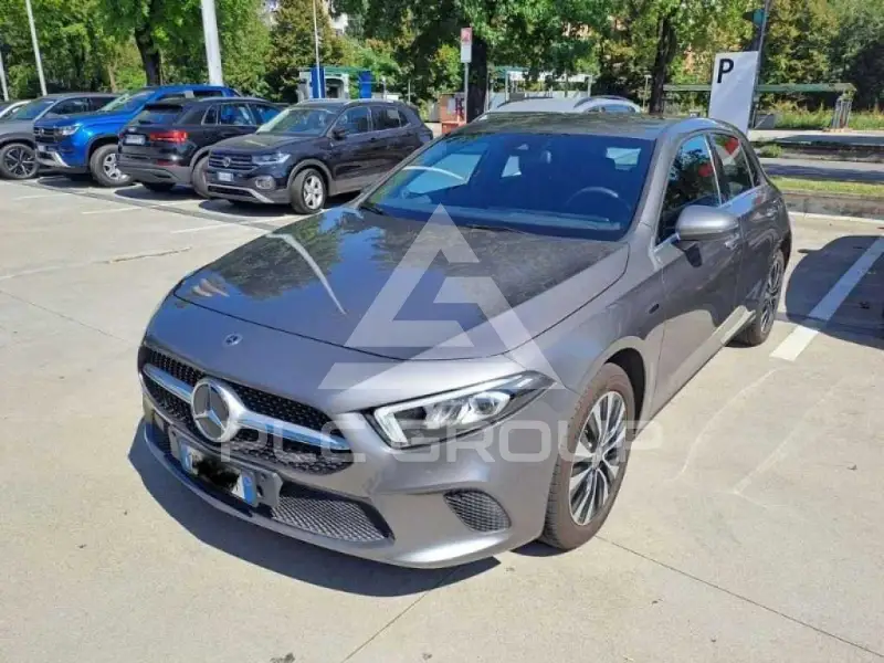 2020 Mercedes Benz A 250