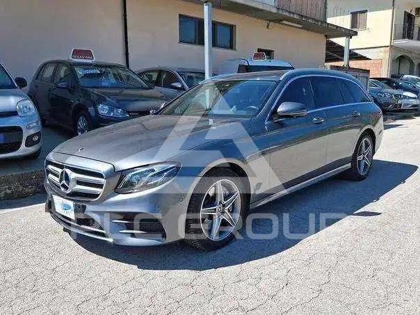 2020 Mercedes Benz E 300