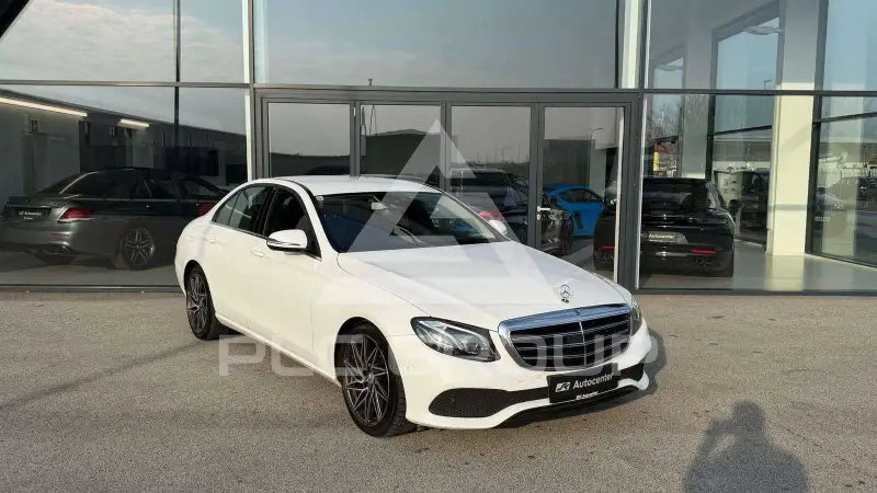 2020 Mercedes Benz E 200