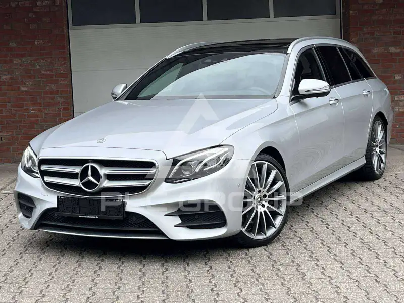 2020 Mercedes Benz E 200
