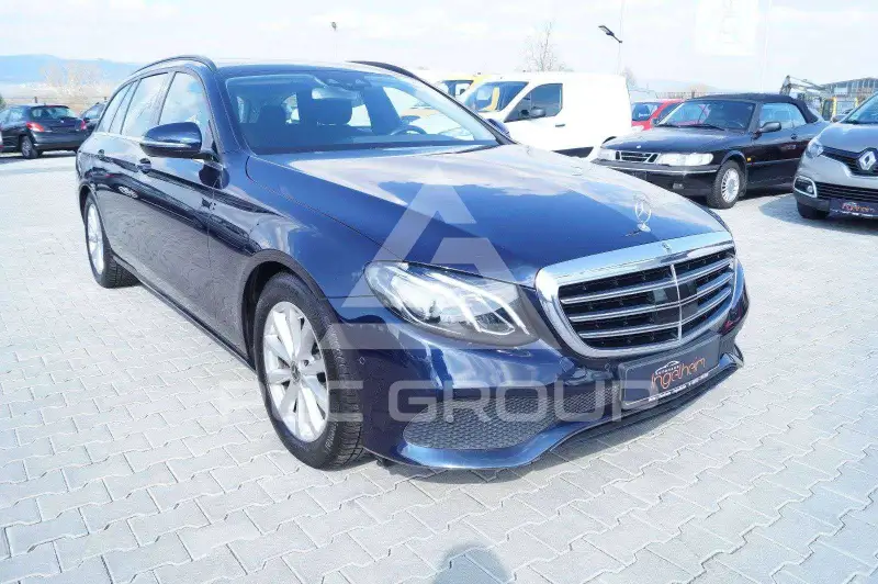 2020 Mercedes Benz E 200