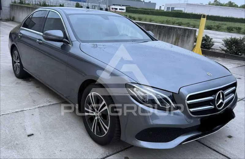 2020 Mercedes Benz E 200