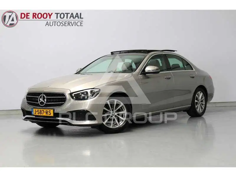 2020 Mercedes Benz E 200