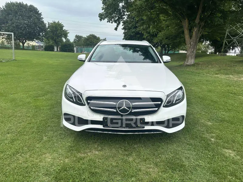 2020 Mercedes Benz E 200