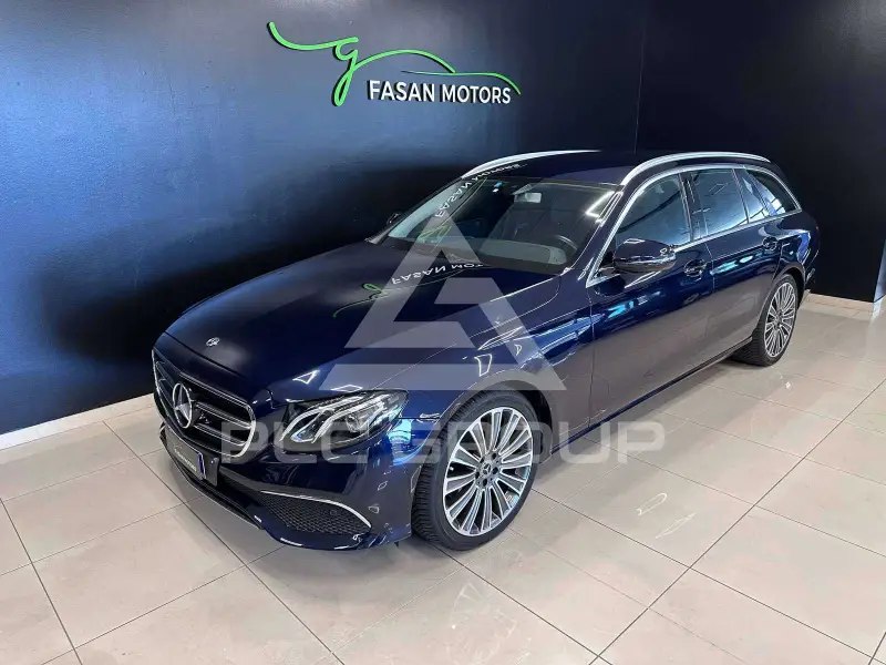 2020 Mercedes Benz E 200