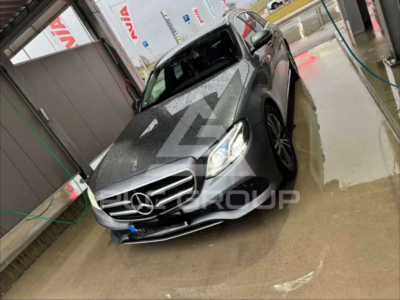 2020 Mercedes Benz E 220