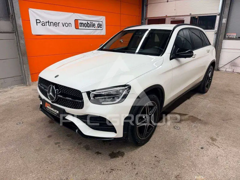 2020 Mercedes Benz GLC 200
