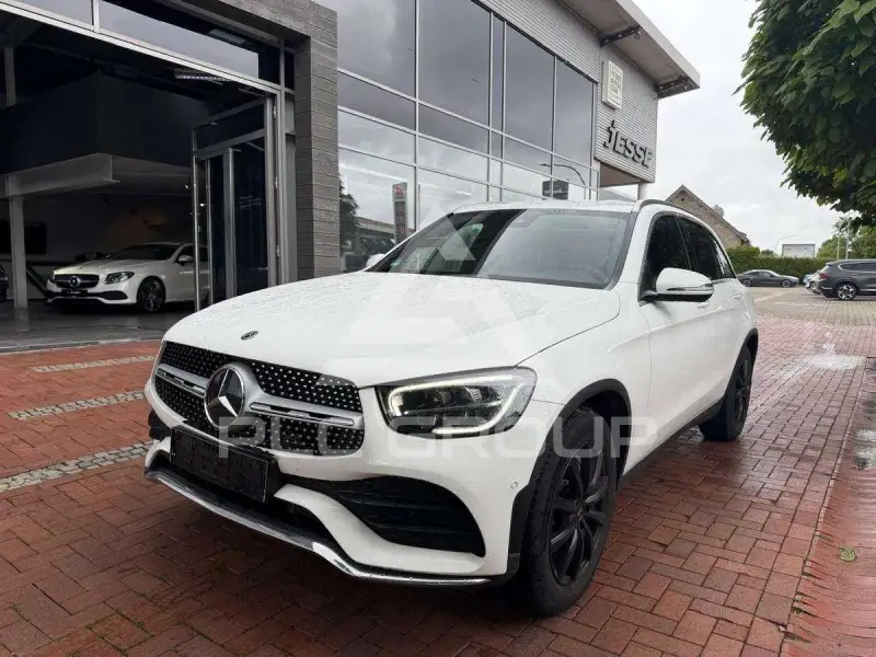 2020 Mercedes Benz GLC 200
