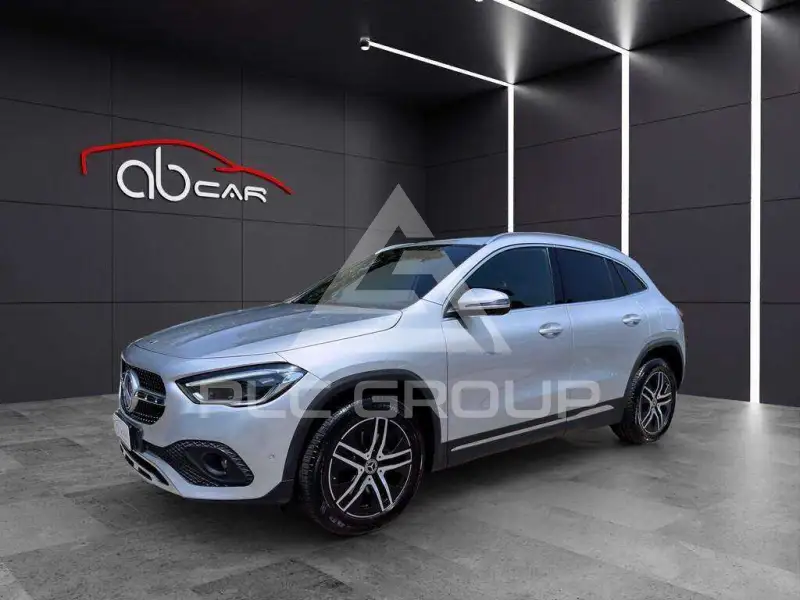 2020 Mercedes Benz GLA 220
