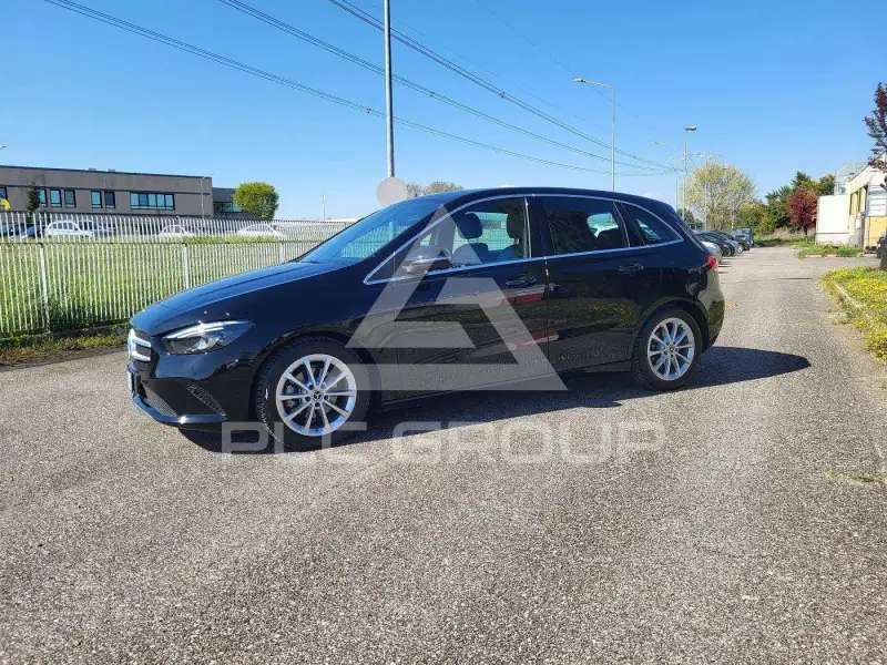 2020 Mercedes Benz B 180