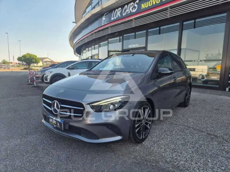 2020 Mercedes Benz B 180