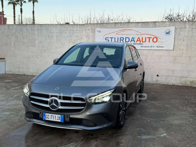 2020 Mercedes Benz B 180