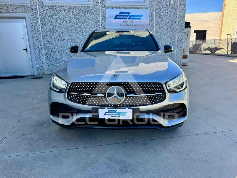 2020 Mercedes Benz GLC 220