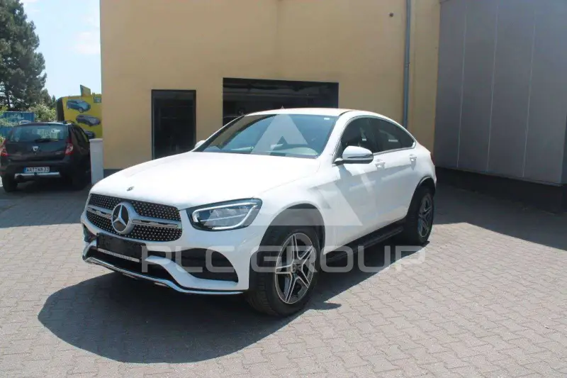 2020 Mercedes Benz GLC 220